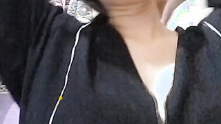 Wulland Septiianie Janda Cantik Asal Bandung