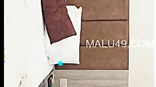 Uber-cute Indian Dame Showcases her Bare Assets and Poking