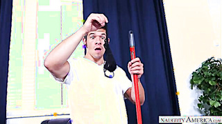 Bad Chick Kimber Lee Tearing up In The Desk With Her Elastic Ass - Juliana Grandi