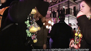 Showcasing In Cold Weather