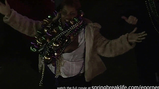 Showcasing In Cold Weather