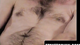 Average culo licker knuckles his prick with lust