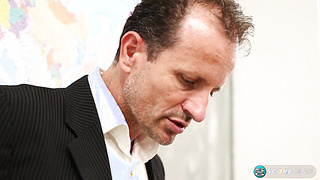 Splashing Exhibitionist - Linda Sweet