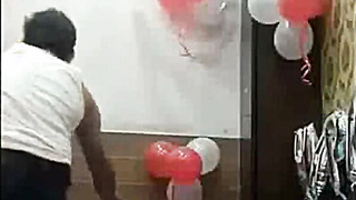 Supah Insane Indian Mal Demonstrates and Ravaging