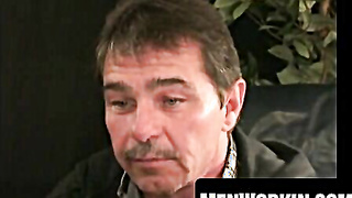 Tatted dude taunts arsehole while masturbating solo