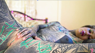 Tat Doll Jerking, Finger-tickling Her Vag And Donk