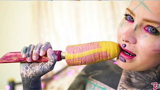 Tat Doll Jerking, Finger-tickling Her Vag And Donk