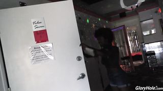 Daizy Cooper and Carmen Valentina