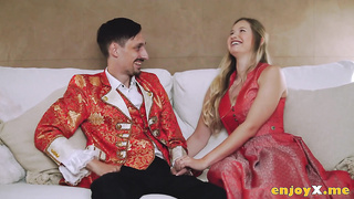 Big-boobed Light-haired Blows Stiffy In Pantyhose, Adores It With Her Torrid Throat - Stella Cardo