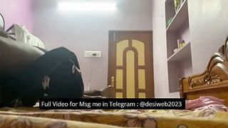 Desi Indian mummy and stepson affair catch in camara 2