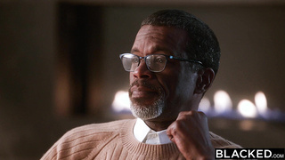 BLACKED Intercourse-Crazed Huge-chested Platinum-blonde Blake Rosebud Shares A BIG BLACK COCK With Super-sexy Cutie Ameena Green