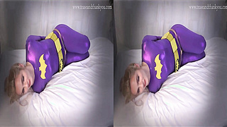 Batgirl 3 DIMENSIONAL.mp4