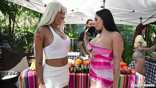 Money Chats - Lustful Foods