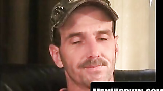 Amateur dude peels off down and faps before gushing