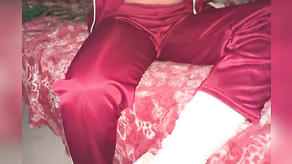 ENORMOUS BONER!! Ever since she tasted my she can't leave her! Home Flick