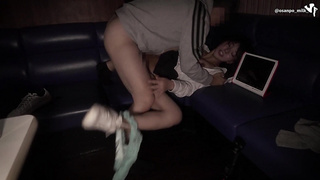 After college karaoke box 、、、。 Bosoms that come out of the half-shirt from the cowgirl stance. When her uncle instructed her how to get taller up, it was too softcore. (Private shooting, amateur, Japan)