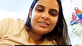 Nice Tamil Lady Demonstrates her Bare Bod and Pounding