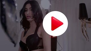 Stunning Stunner Devil Paramour Her Warm Fucky-fucky Sequence