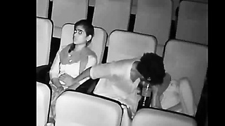 Indian Vlg Damsel Displays Her Bare Figure and Penetrating