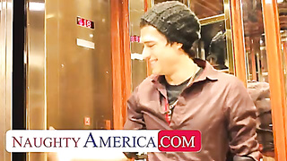 Phoenix Marie Brings Stranger To Her Motel For A Rapid Screw