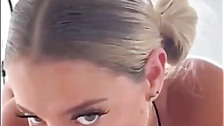 PHAT ASS WHITE GIRL Tears up Like a Professional