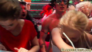 Showering soiree ho inhale