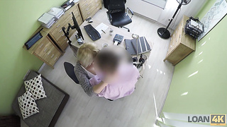 Jaw-dropping Teenie Strips And Stretches Little Gams For Money