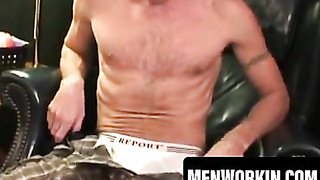 Lean amateur taunts his fuckhole while tugging off