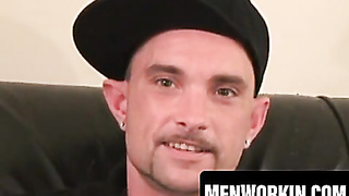 Mature Yankee amateur ejaculates on self after solo fap