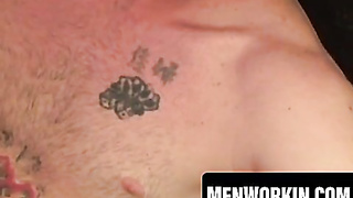 Mature Yankee amateur ejaculates on self after solo fap