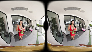 VR Plowers: Chesty Dark haired COUGAR Takes A Young Manstick In Her Moist Cunny - VR Porno