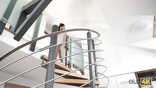 Elderly Fellow And Slender Nymph Enjoy Spunky Morning Plow In Couch - Lina Paige