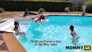 MOMMY4K. Mother Does It Again