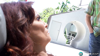 Culo Smashed By Her Step-brother In Law - Syren De Mer