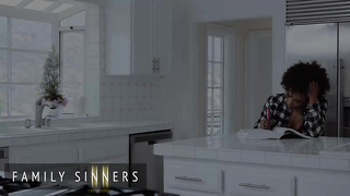 FAMILY SINNERS - Super-steamy Ebony Stunner Confesses Her Kick On Her Step-brother And Gets Inserted By His XXL Shaft