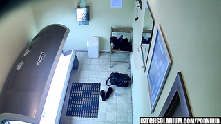 Bald Young Cock-squeezing Vagina Cought in Solarium