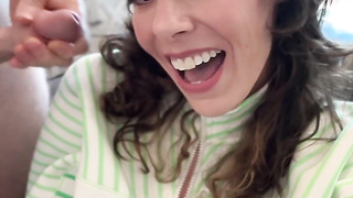 Modern Step-Family: StepSis and step-mom Fellating Sausage and Bonding