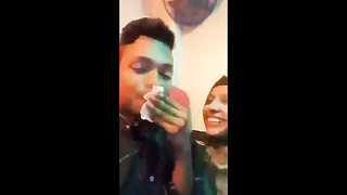 Super-cute Indian Mal Demonstrates her Cupcakes and Screwing