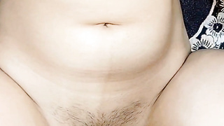 Smallish man meat guy drill white teenie dame's cock-squeezing moist snatch