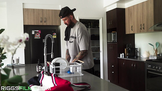 Wifey Joins In On Cuckold Threeway