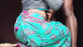 Bengali bhabhi outdoor douche hump enjoy