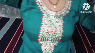 A marvelous Indian aunt had hard-core romp with a meaty man sausage (with Hindi audio).