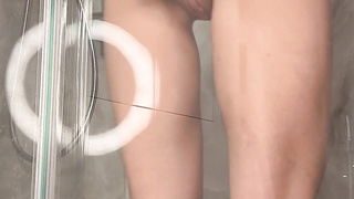 Lina romps her cock-squeezing rump standing in the bathroom until she finishes off.