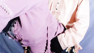 Muslim Hijabi Gorgeous Housewife Pulverizing with Neighbor - With Clear Bangla Audio