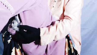 Muslim Hijabi Gorgeous Housewife Pulverizing with Neighbor - With Clear Bangla Audio