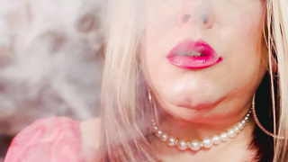 A Stunning PLUMPER Goddess Smokes A Plug Superking Ciggie In Mittens & Jewellery - Adorable Tina Snua Smoking