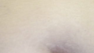 PLUMPER rails a black waving fuck stick