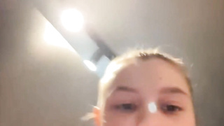 Jerk in the switching apartment