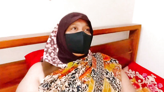 My sista-in-law's hair has grown so I called the barber and got it cut.