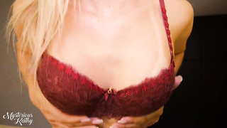 Brassiere Attempt-On Drag: Suntanned All-natural Breasts - MysteriousKathy